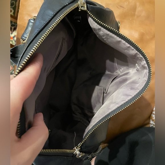 Ron Pon Pon Panama Backpack - Black Vegan Leather - Picture 11 of 13